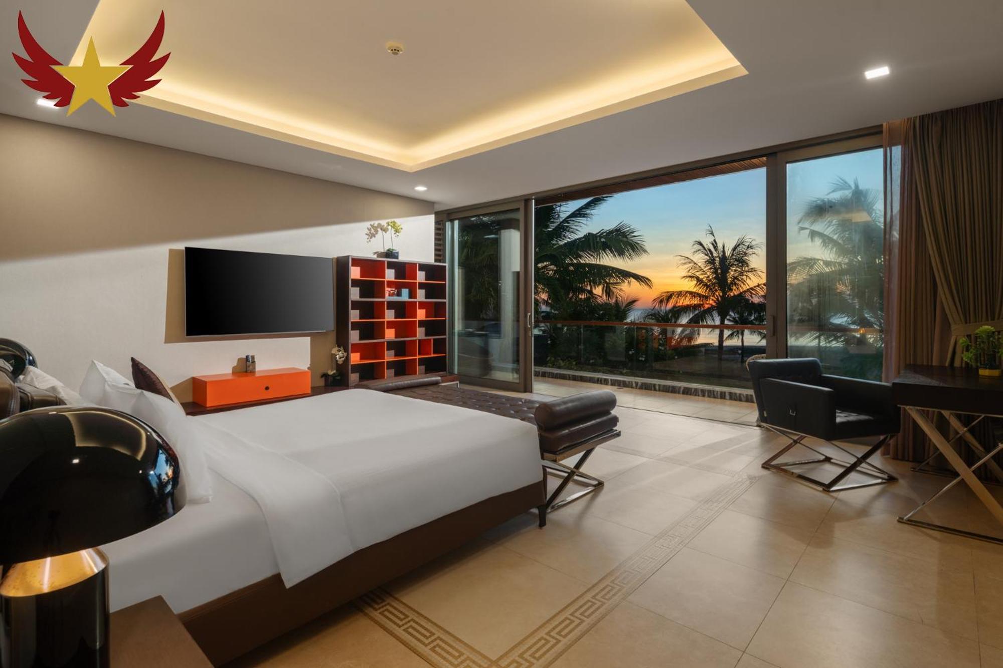 The Five Villas 8 Bedrooms Beachfront - K3 Da Nang Zewnętrze zdjęcie